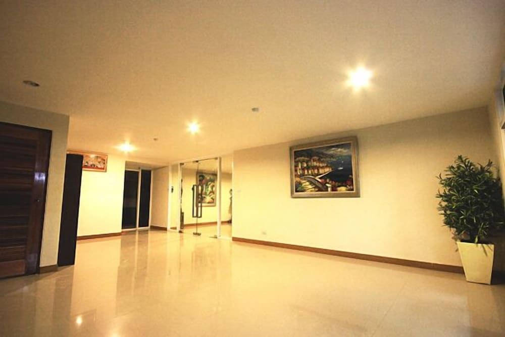 undefined The Chateau Luxury Serviced Apartment 10