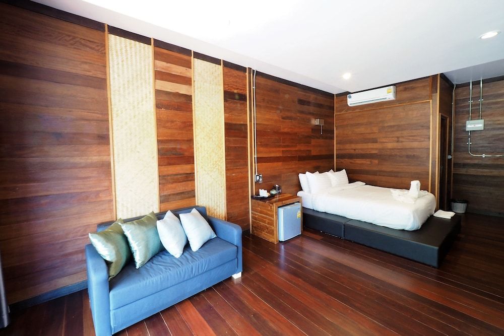 The River Life Resort Raft Zone 2