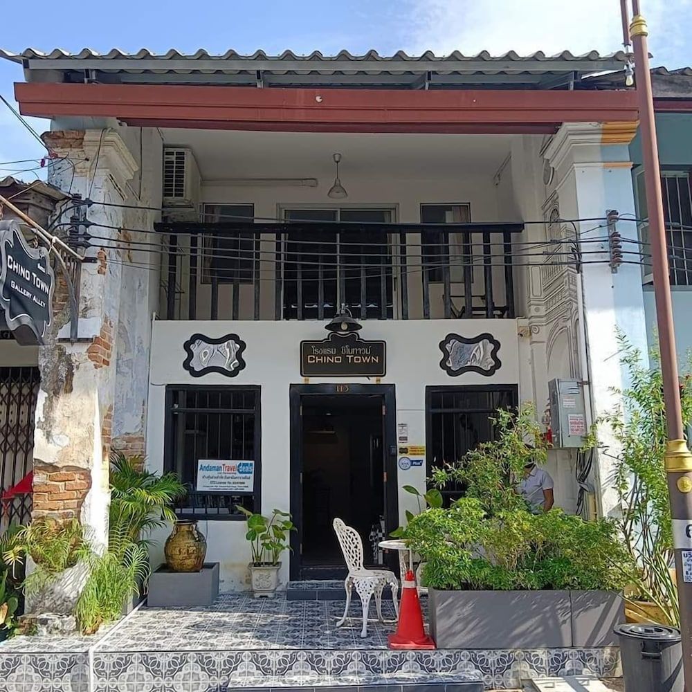 undefined Chino Town Gallery Alley