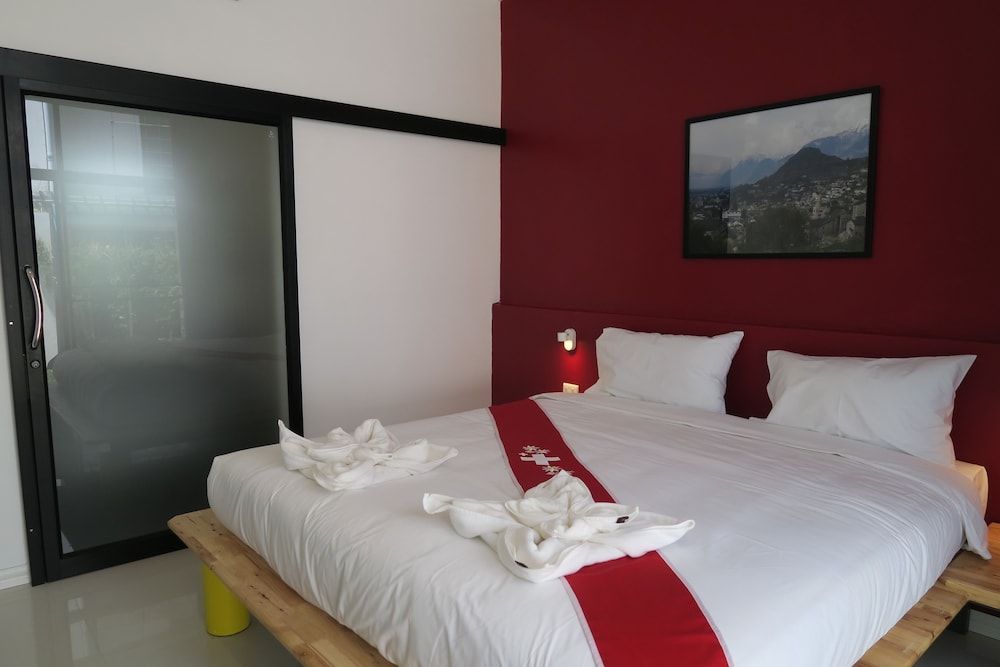 undefined Montha Hotel 10