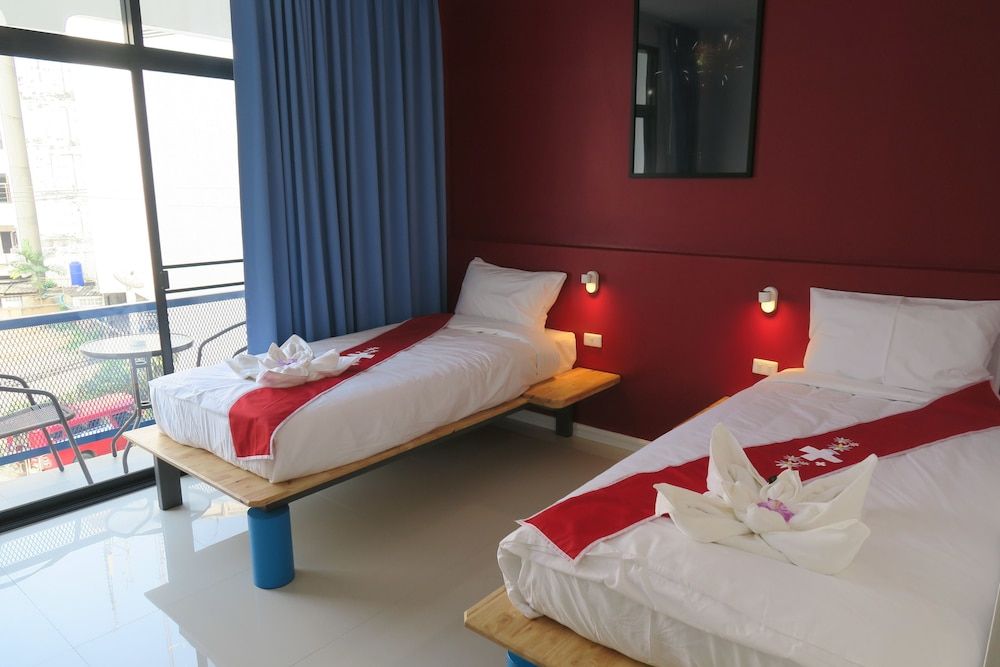 undefined Montha Hotel 4