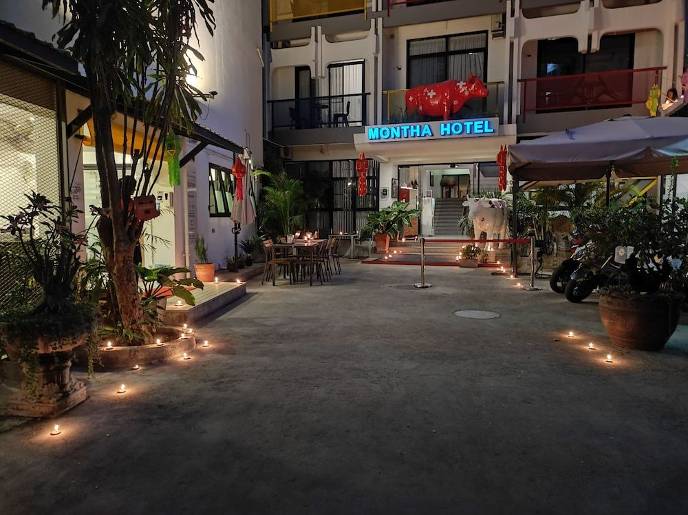 undefined Montha Hotel 7