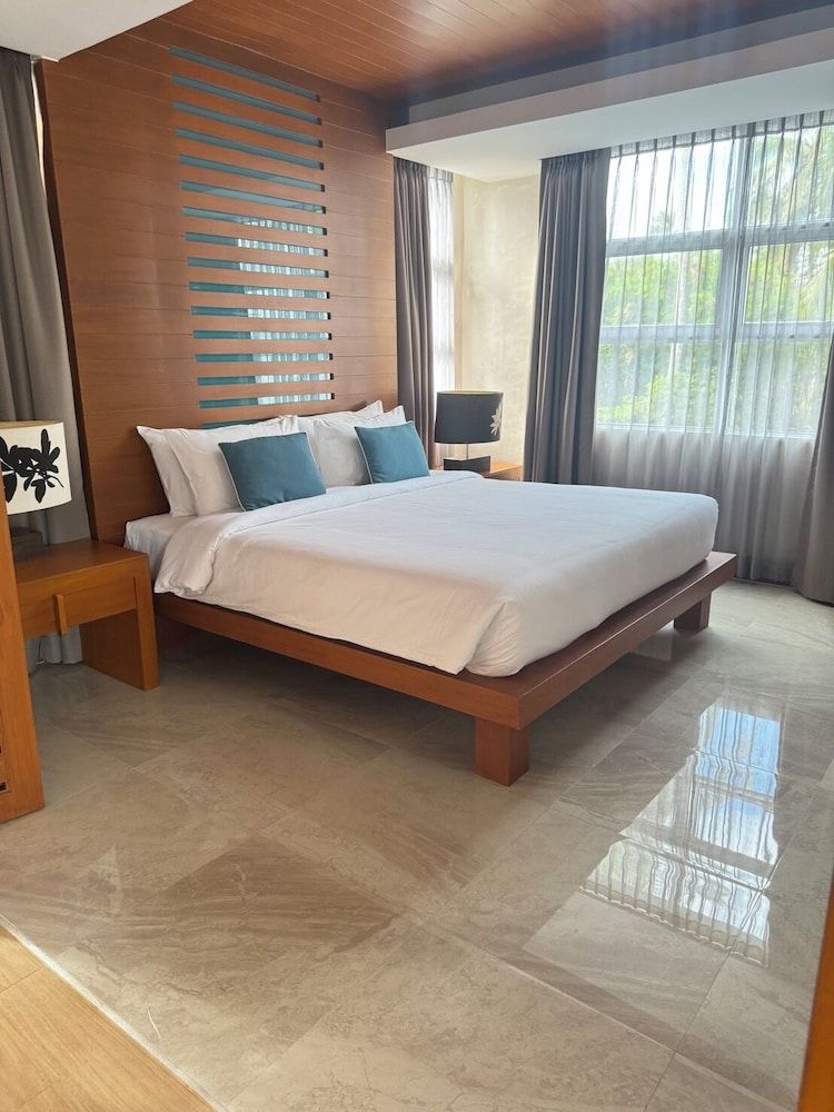 Tusita Wellness Resort 201 The Supreme Seaview: Beach Zone 2