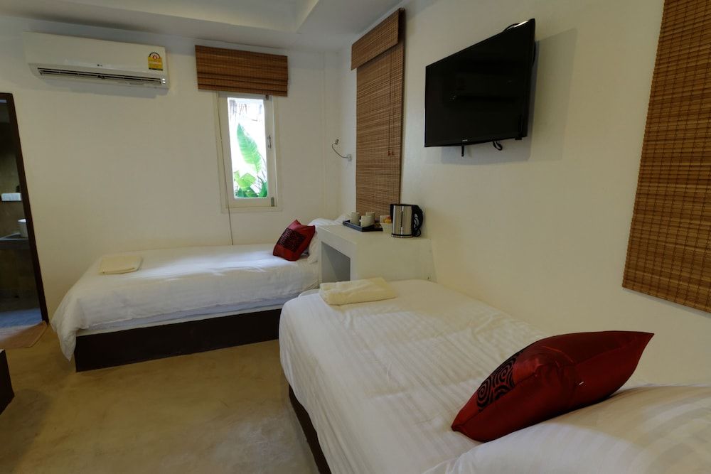 The White Cottage Family Bungalow 4