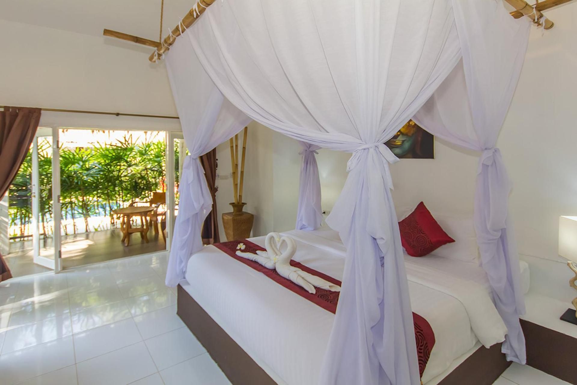 The White Cottage Deluxe Room 2