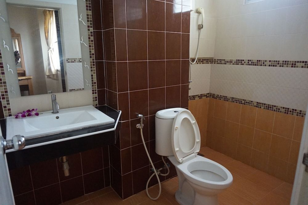 A.P. Garden Hotel Standard Double Room 5