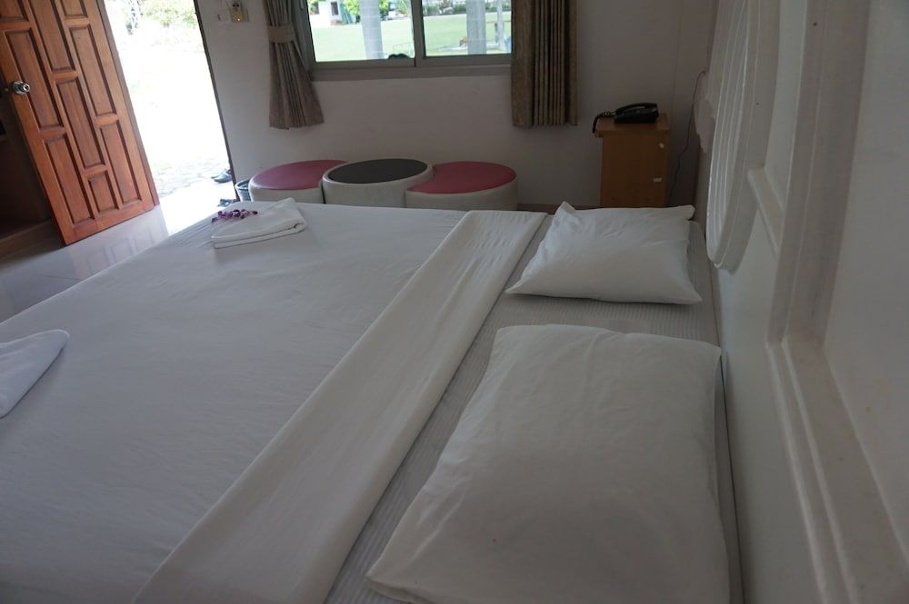 A.P. Garden Hotel Standard Double Room 2