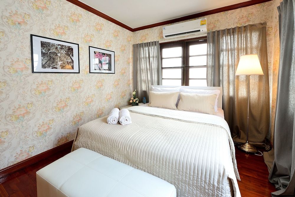 undefined Lost and Found B&B 8