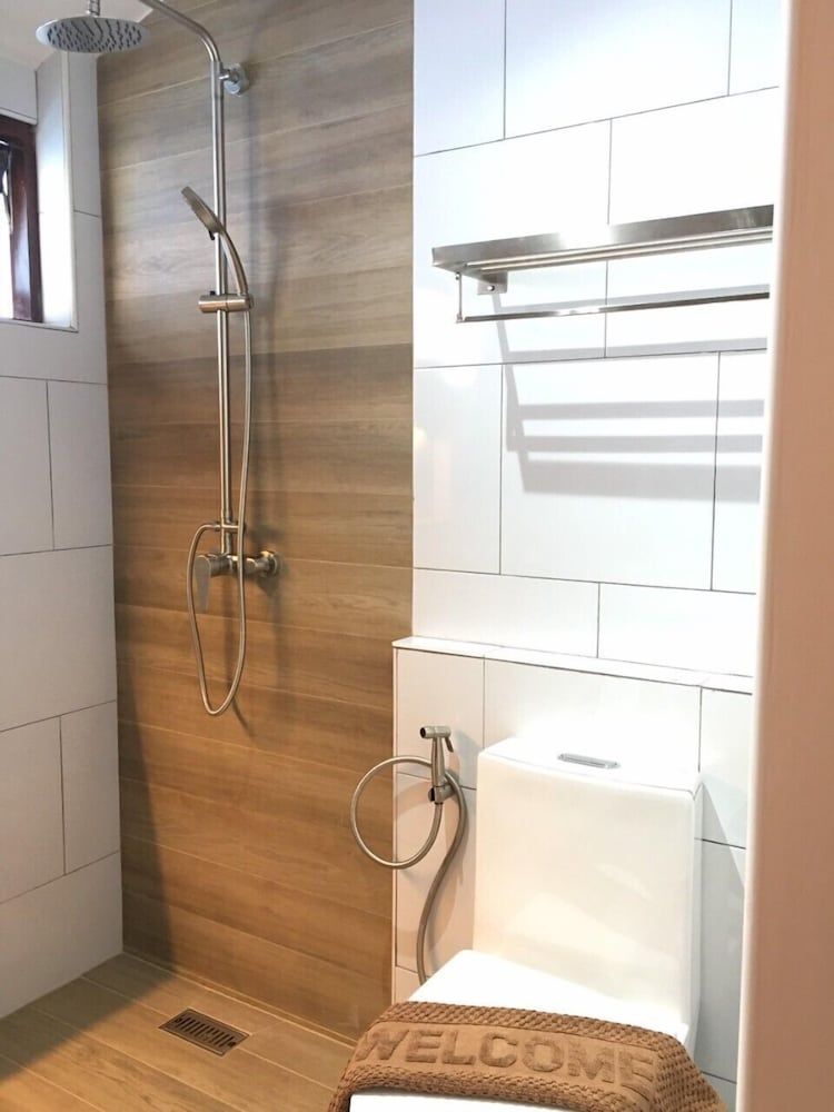 Salakphet Resort Standard Double Room 6