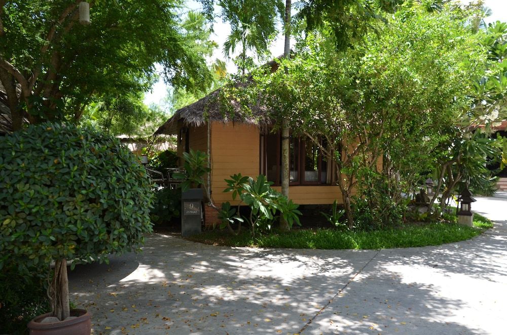 undefined Inrawadee Resort 7