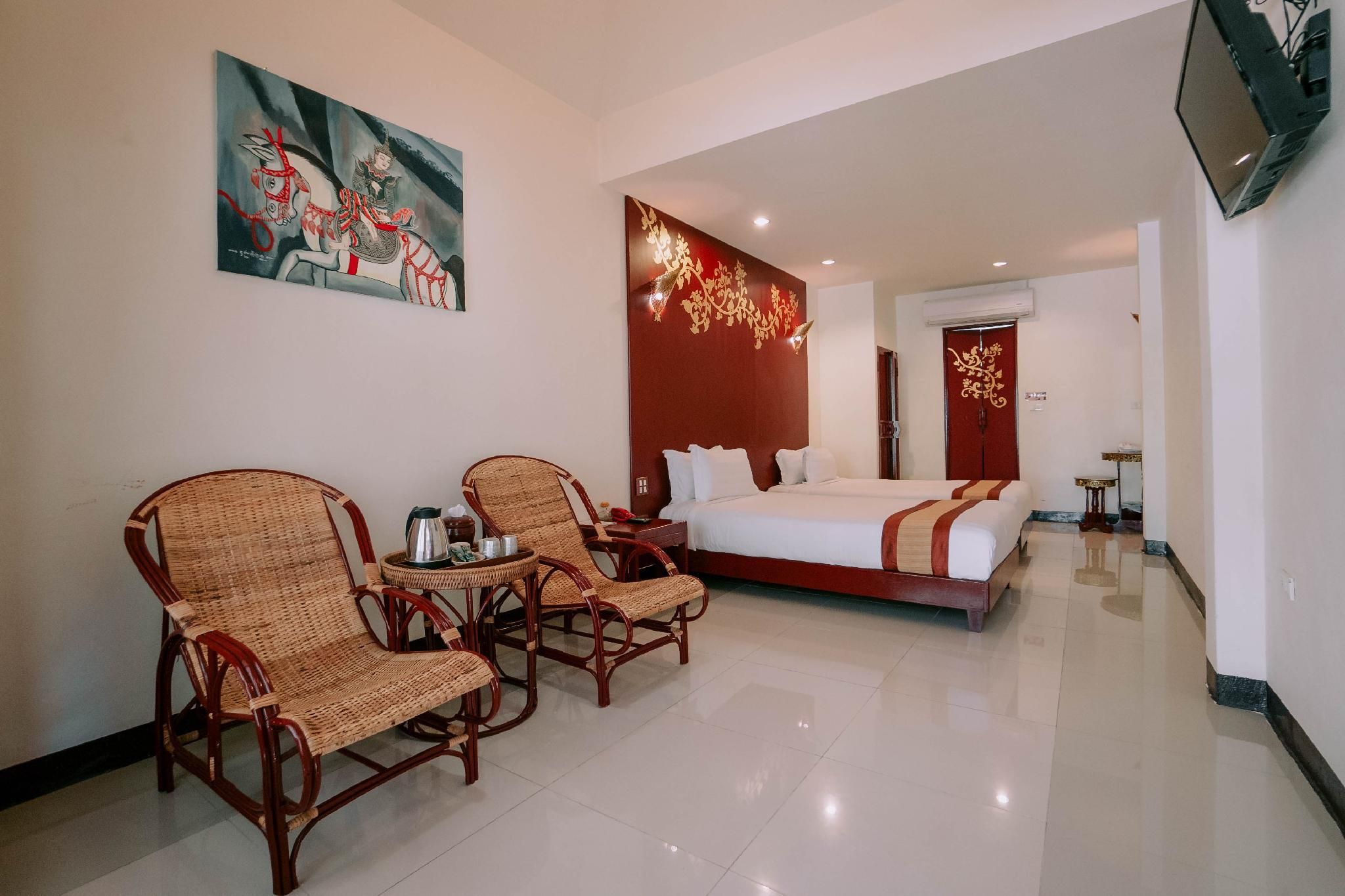Standard Twin Room