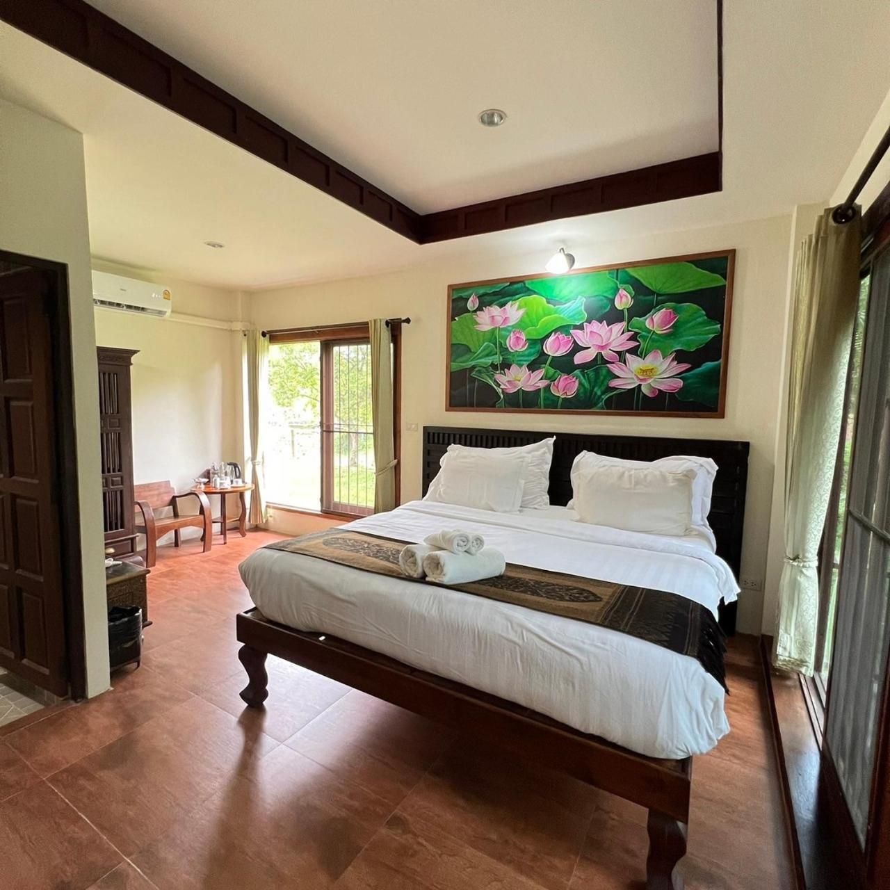 Superior King Bed Non-Smoking