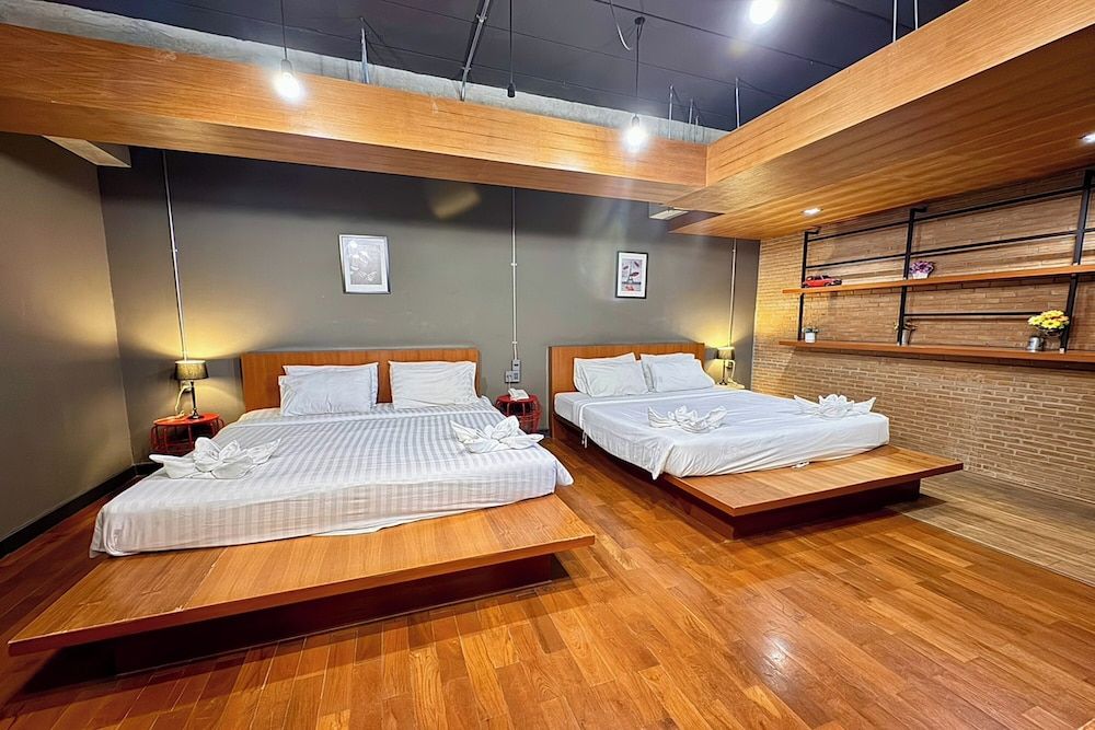 The Loft Room Nimman Grand Deluxe Room 6