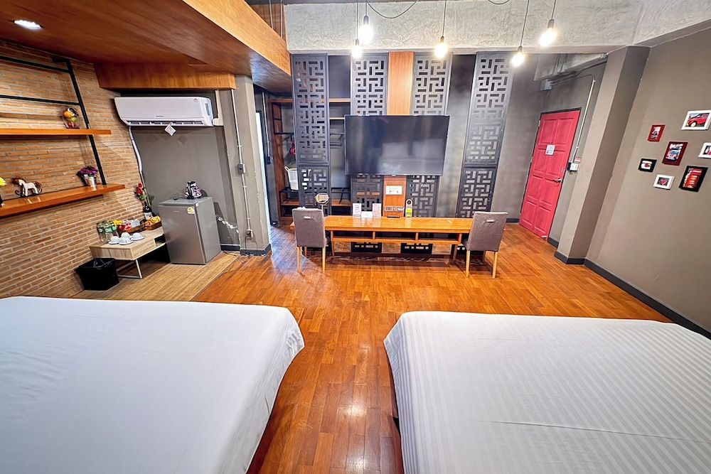 The Loft Room Nimman Grand Deluxe Room 2