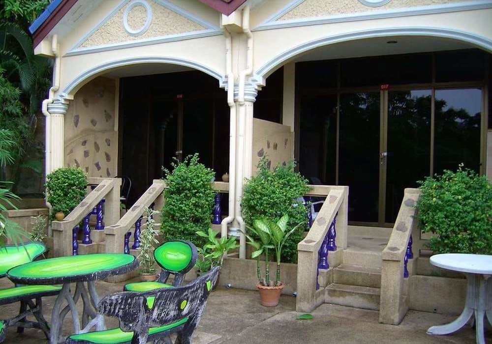 undefined OYO 851 On Hill Residence Patong