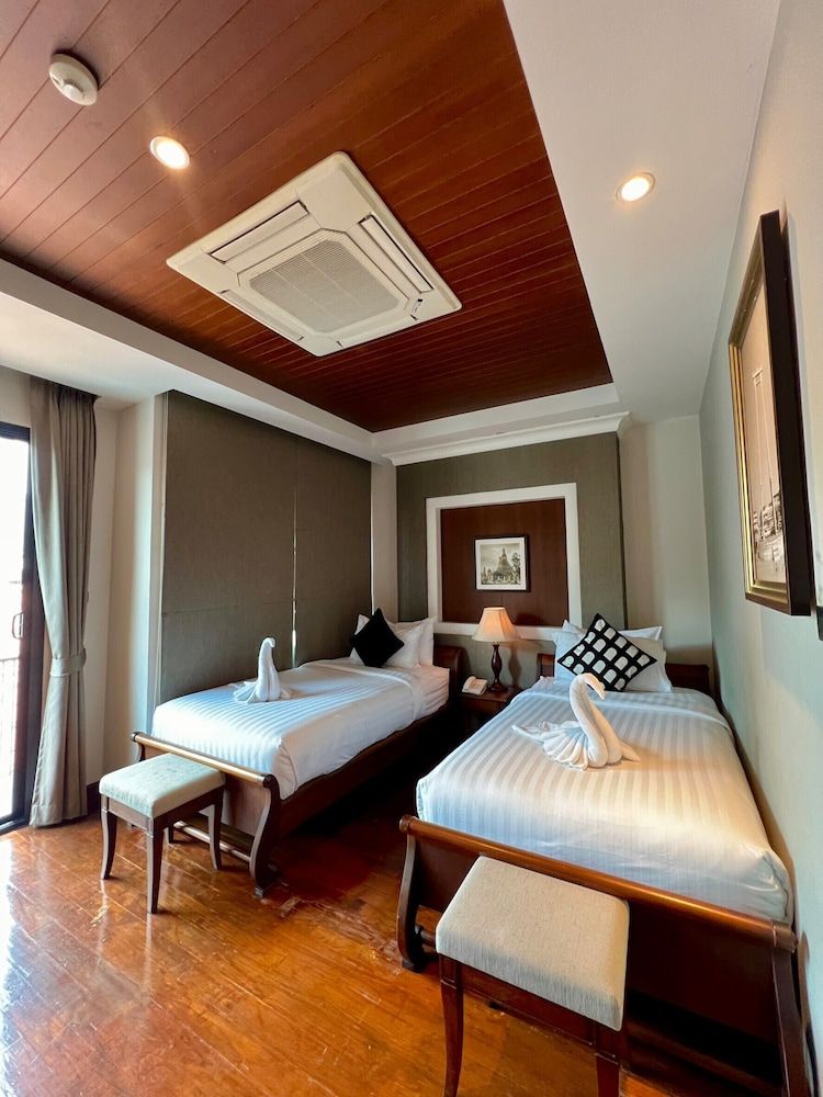 Yotaka Bangkok Hotel Twin Room, 2 Twin Beds