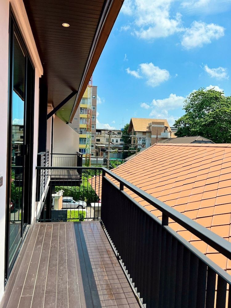 undefined Yotaka Bangkok Hotel 6