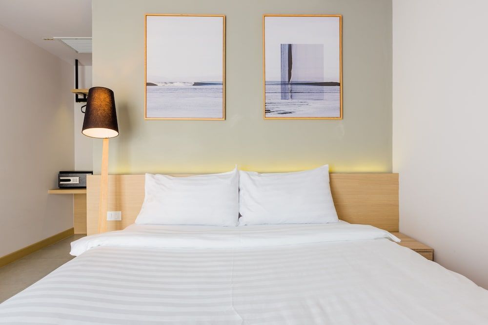 Snoozz Hotel - Hostel Superior Double Room 5