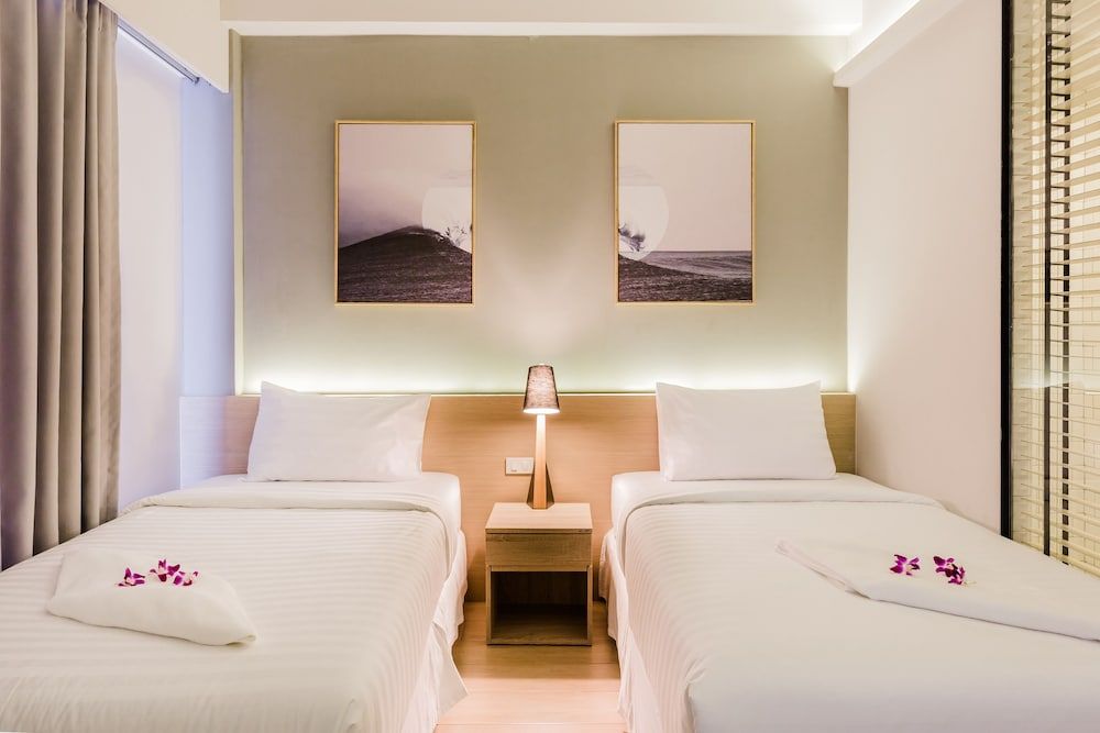 undefined Snoozz Hotel - Hostel 3