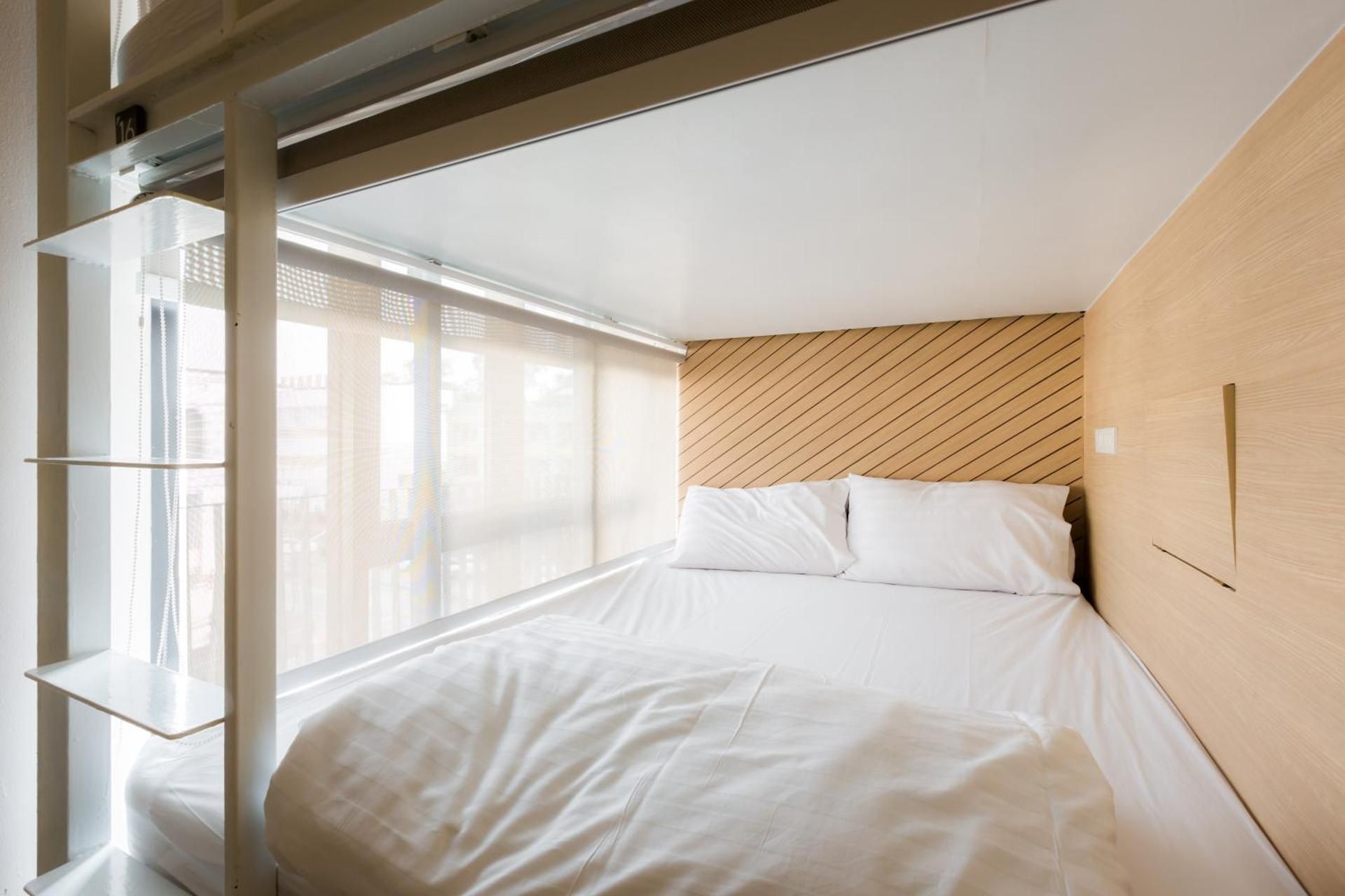 undefined Snoozz Hotel - Hostel 10