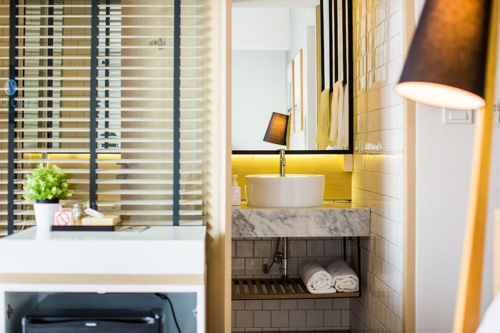 Snoozz Hotel - Hostel Superior Double Room 13