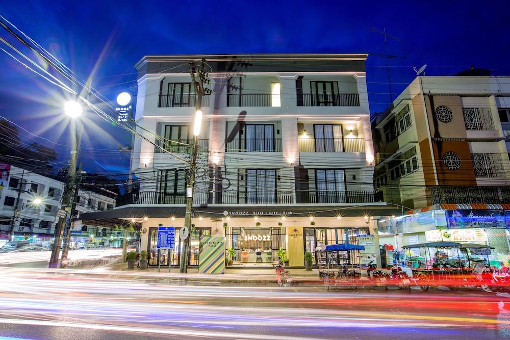 undefined Snoozz Hotel - Hostel 5