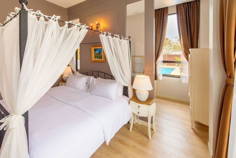 FarmHouse Hotel Ranong Suite, 1 King Bed 2