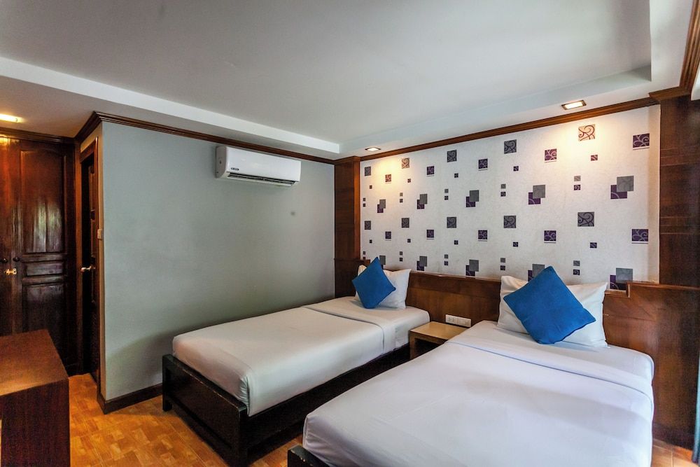 Coco Bella Resort Bungalow Twin Bed 3