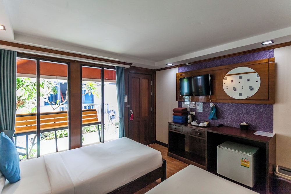 Coco Bella Resort Bungalow Twin Bed 9