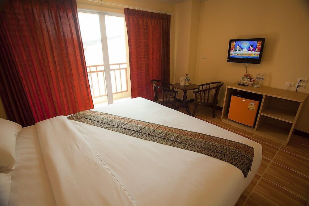 undefined Iris Residence 8