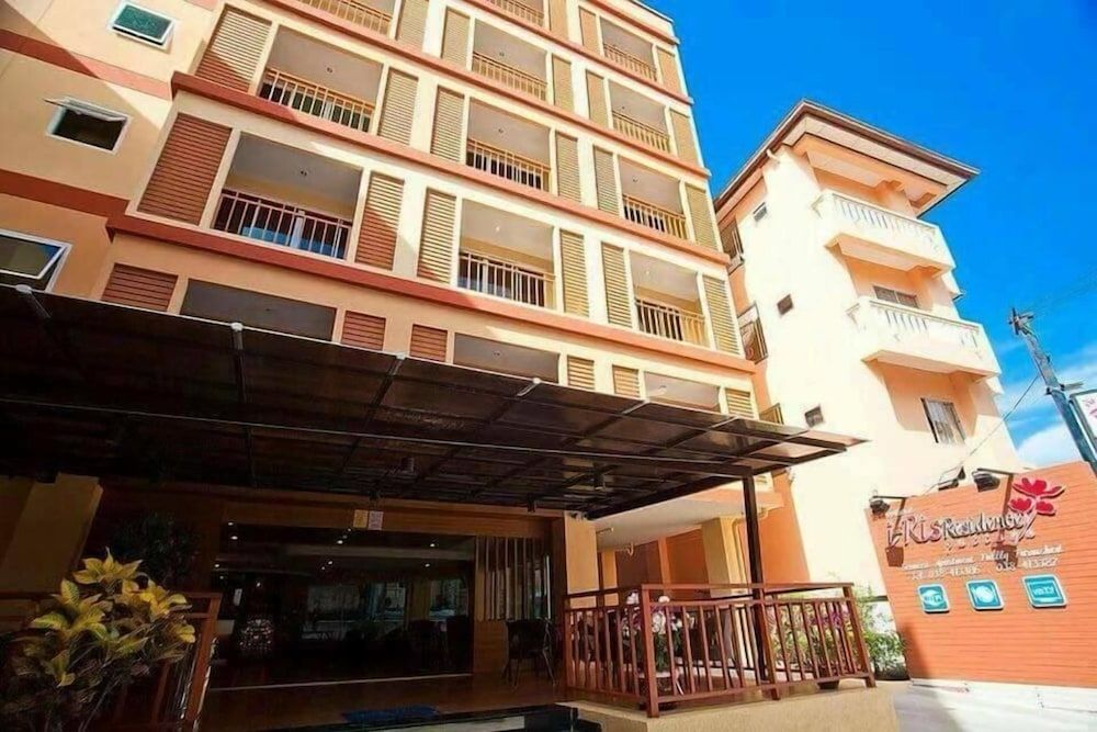 undefined Iris Residence 5