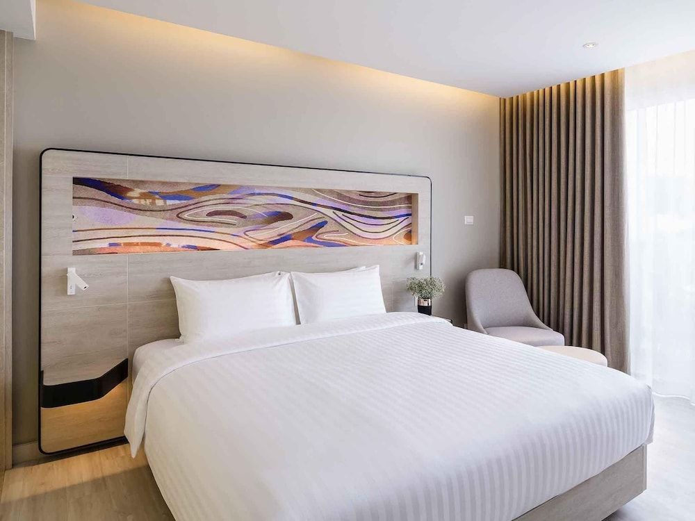 Novotel Phuket City Phokeethra Hotel Superior Room, 1 King Bed