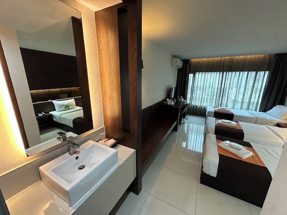 Deluxe Triple Room