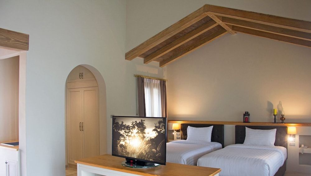 Mela Garden Retreat Cottage Deluxe Twin Room 4