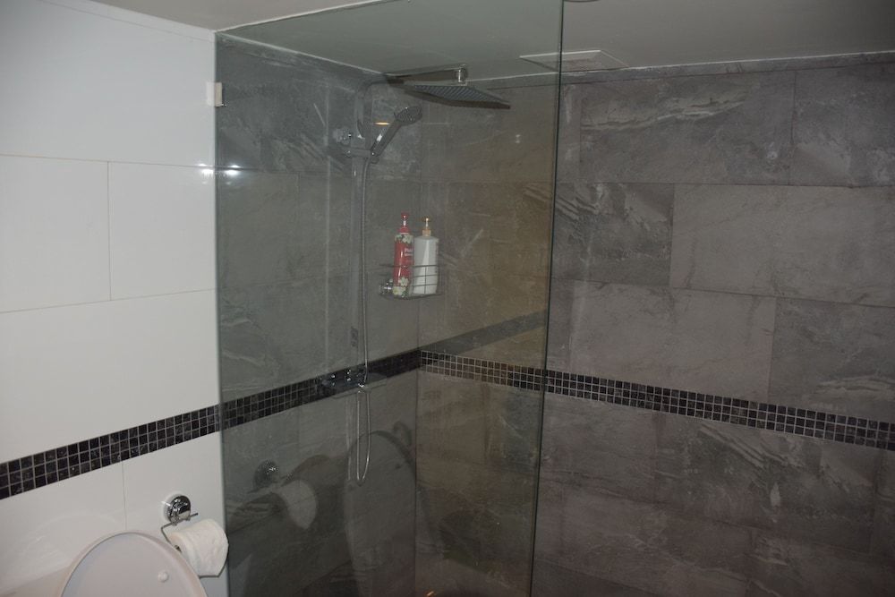 Kalim Residence Unit - 215 2 Bedrooms Apartment 23