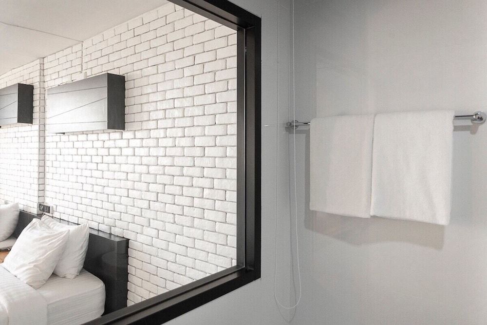 R1 Nimman Hotel Chiangmai Superior Twin Room 6