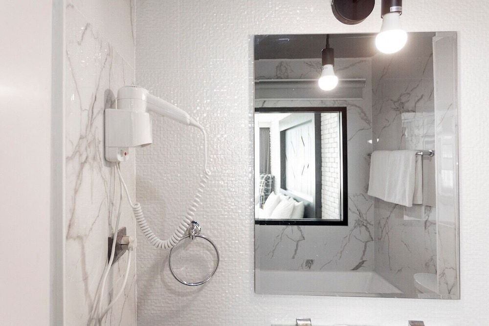 R1 Nimman Hotel Chiangmai Superior Twin Room 4