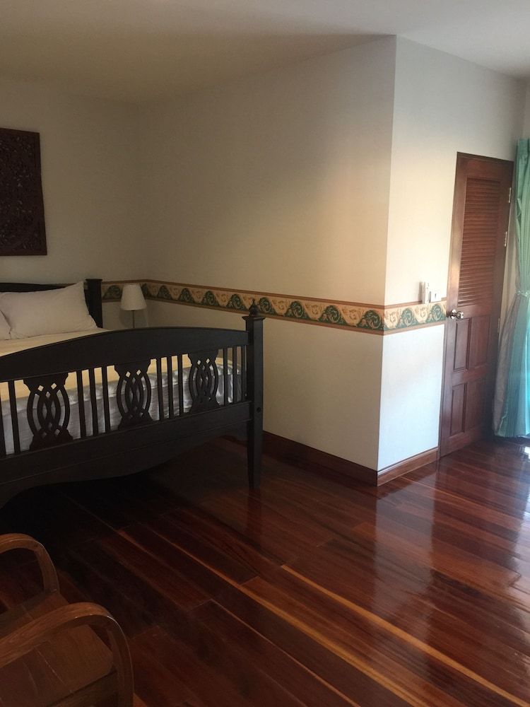 Lyndale Lodge Premium Double Room 2