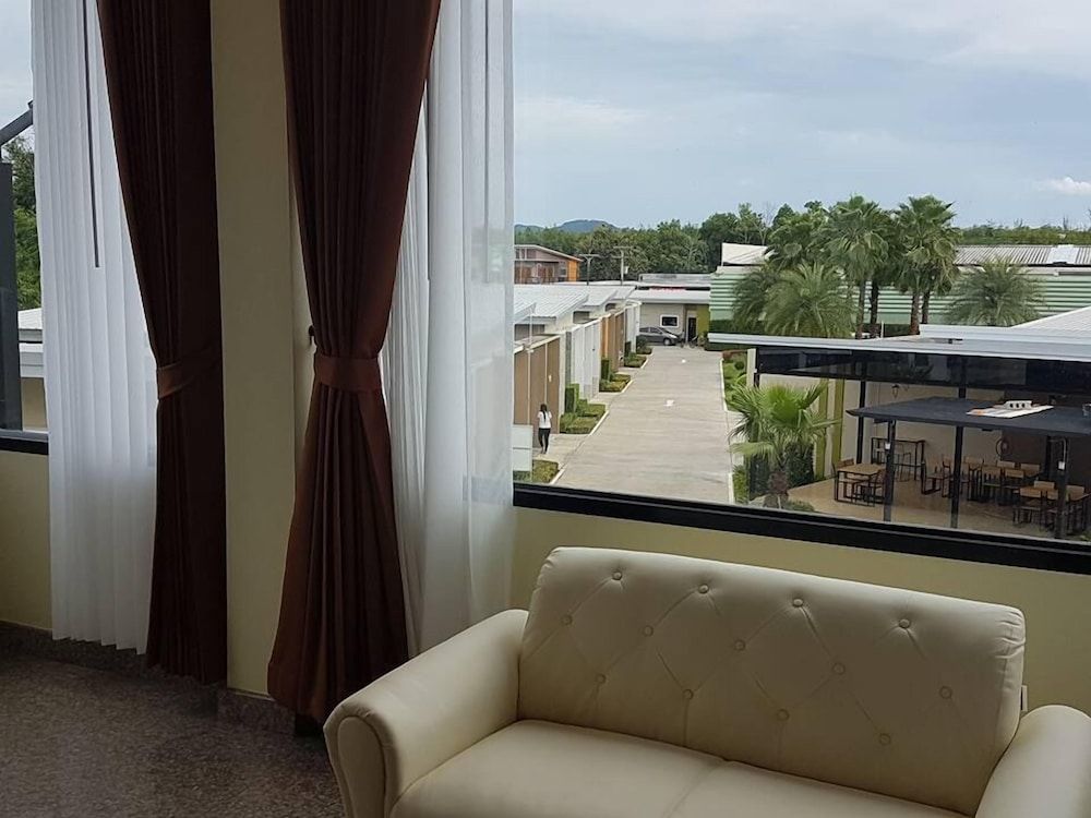 Smile Resort Thungsong VIP Expedia room 11