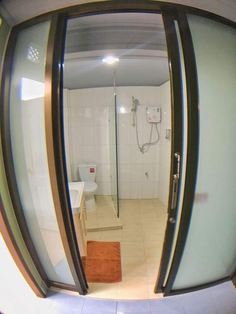 Srichada Hotel Khaolak Double room with balcony 13