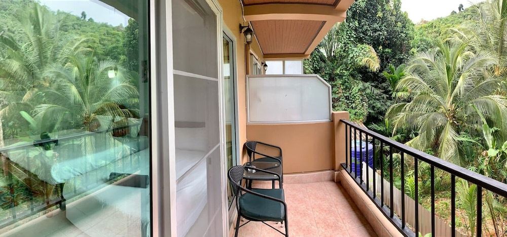 Srichada Hotel Khaolak Superior Queen Room 4