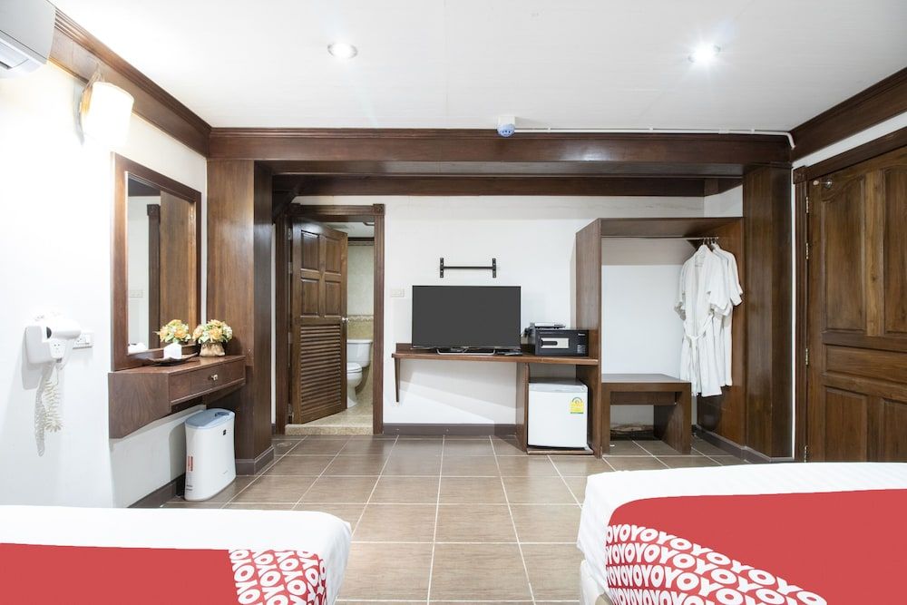 OYO 635 Sira Boutique Hotel Basic Triple Room 6