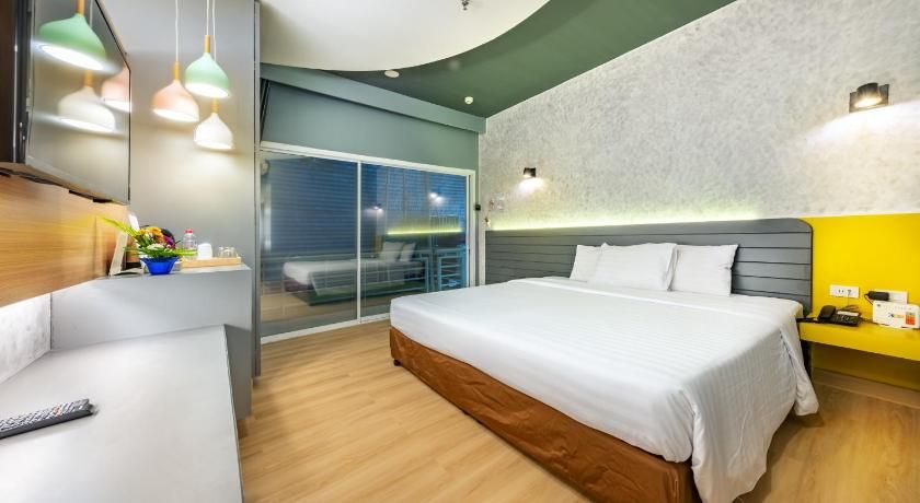 Qiu Hotel Sukhumvit Deluxe Room without Window