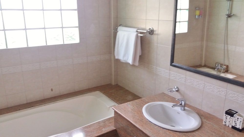 Baan Chai Nam Villa, 2 Bedrooms 9