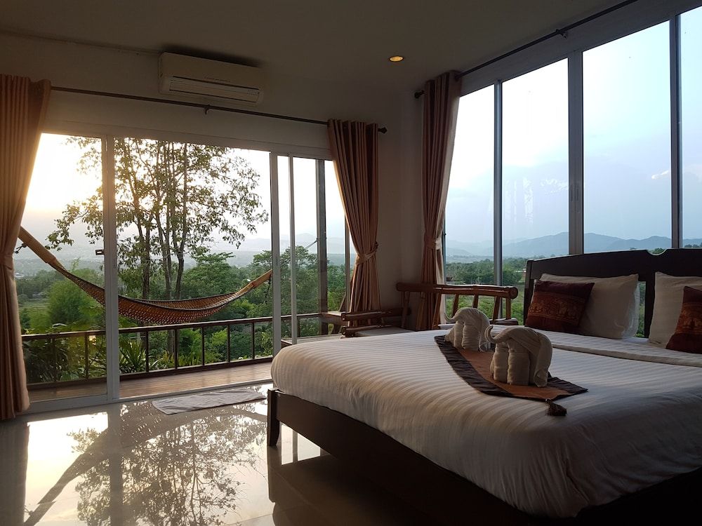 Panoramic Room, 1 King Bed, Mountain View