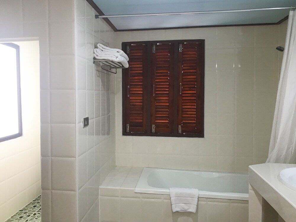 Toh Buk Seng Riverside Riverview Suite Double Room 9