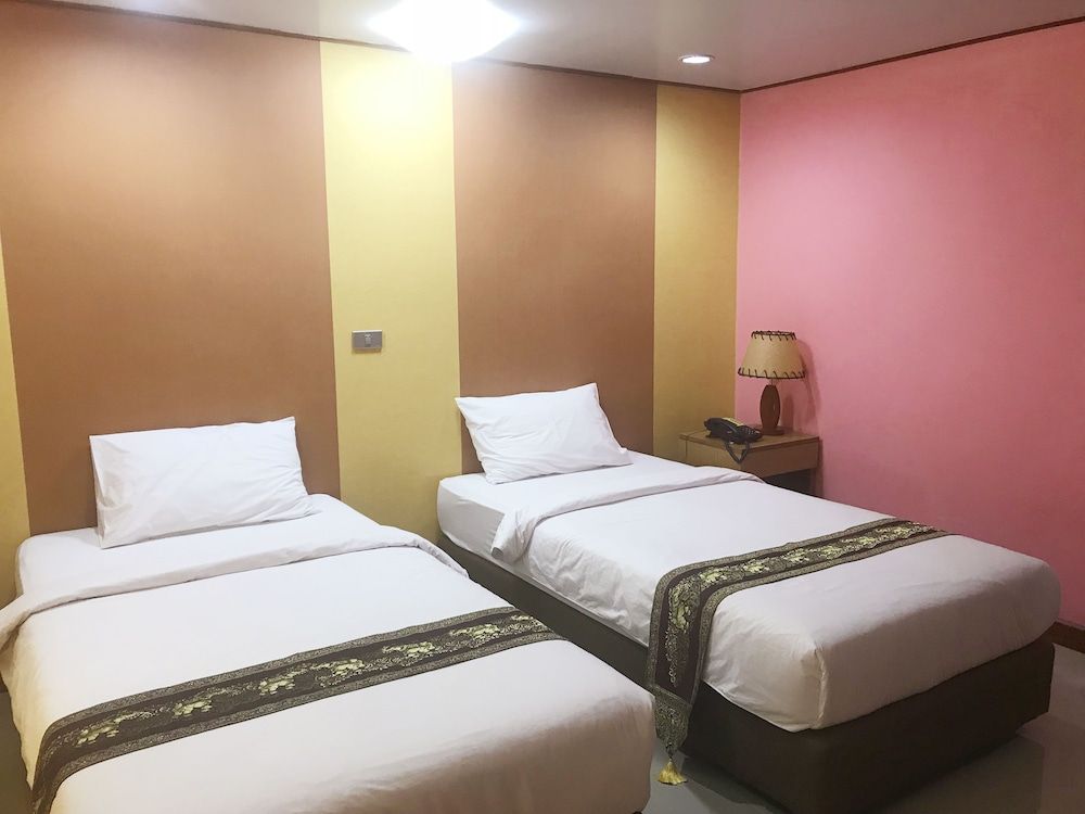 Toh Buk Seng Riverside Superior Room 2