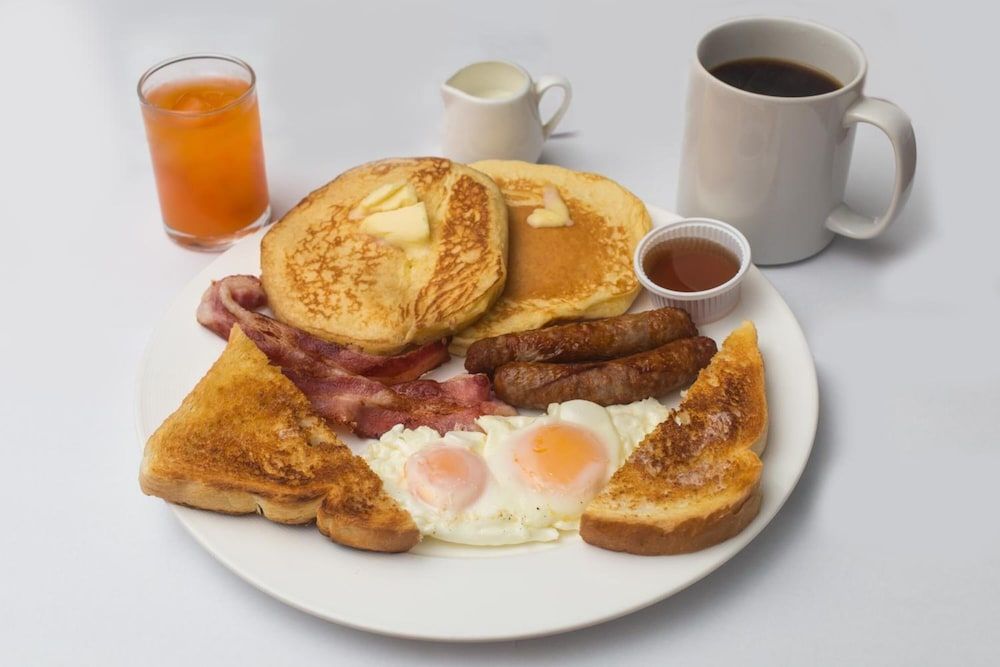 undefined I-Rovers Sports Bar & Guesthouse 6