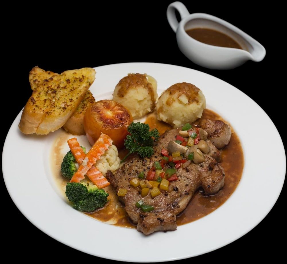 undefined I-Rovers Sports Bar & Guesthouse 5