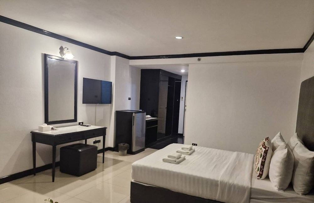 Town In Town Garden Resort Standard Double Room 21